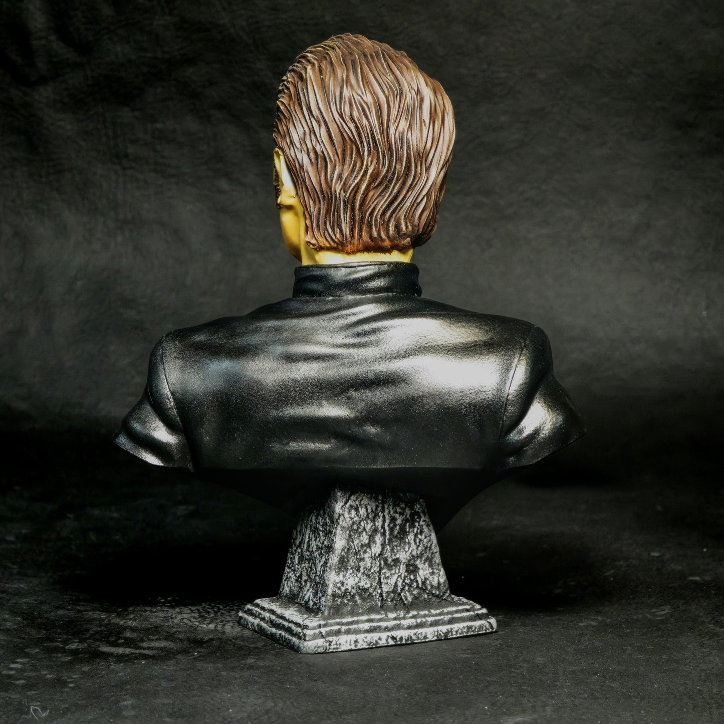 Cardinal Copia Black Suit 1:10 Bust