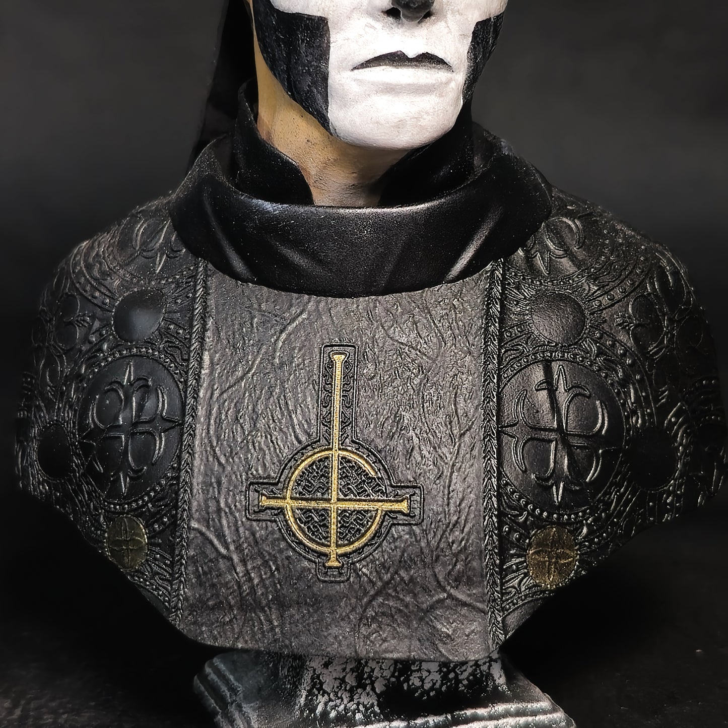 Papa Emeritus III 1:10 Bust