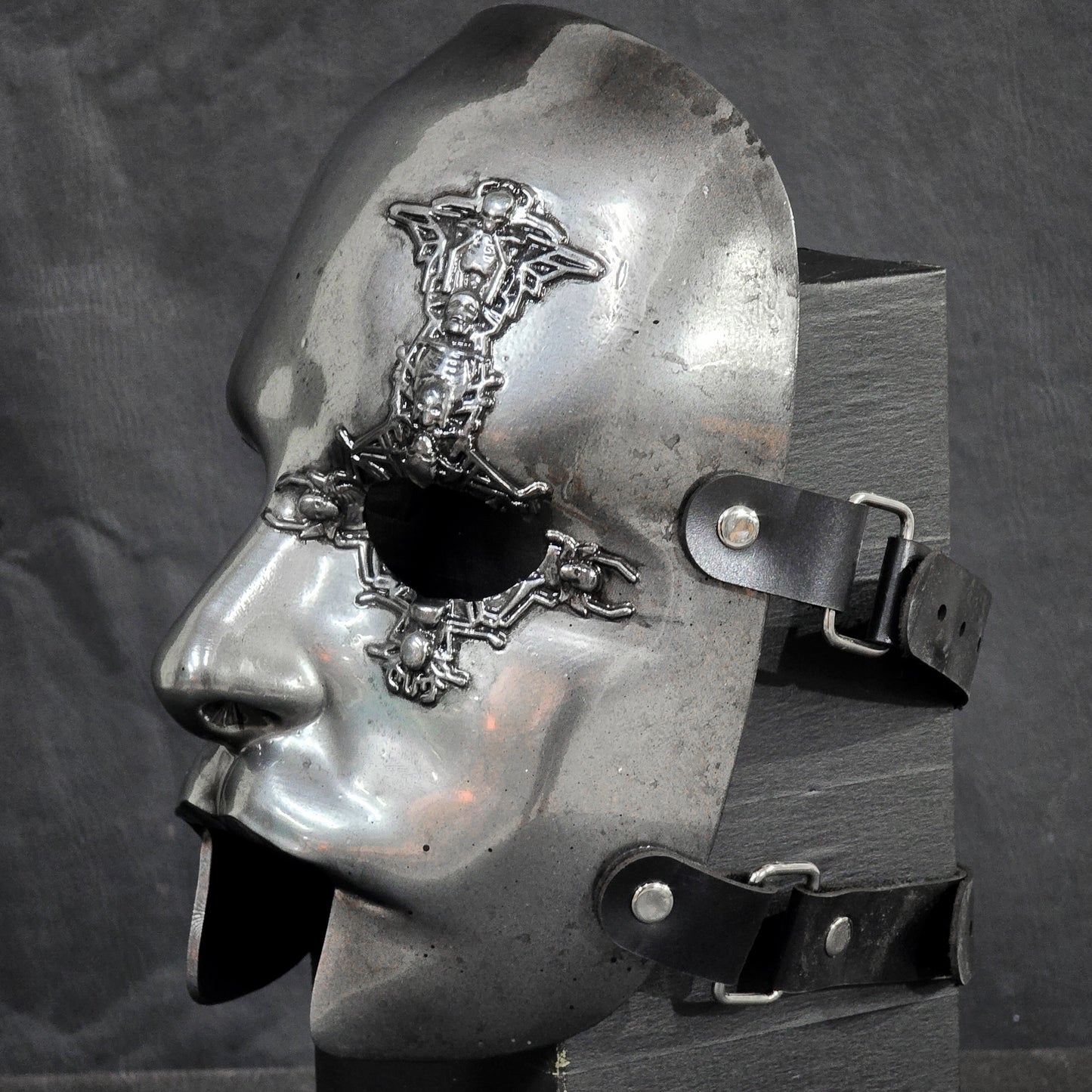 Nameless Ghoul Skeletá Mask