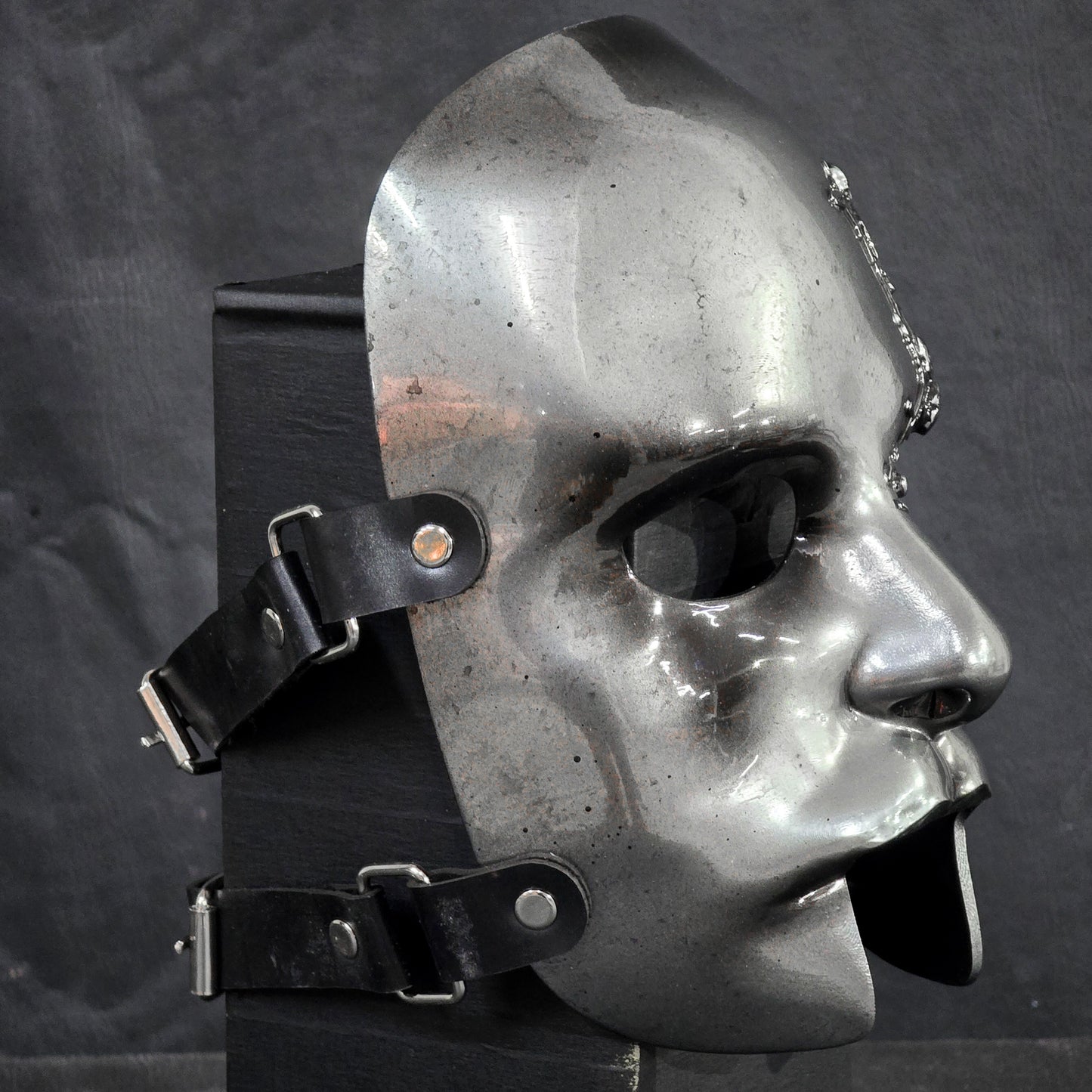 Nameless Ghoul Skeletá Mask