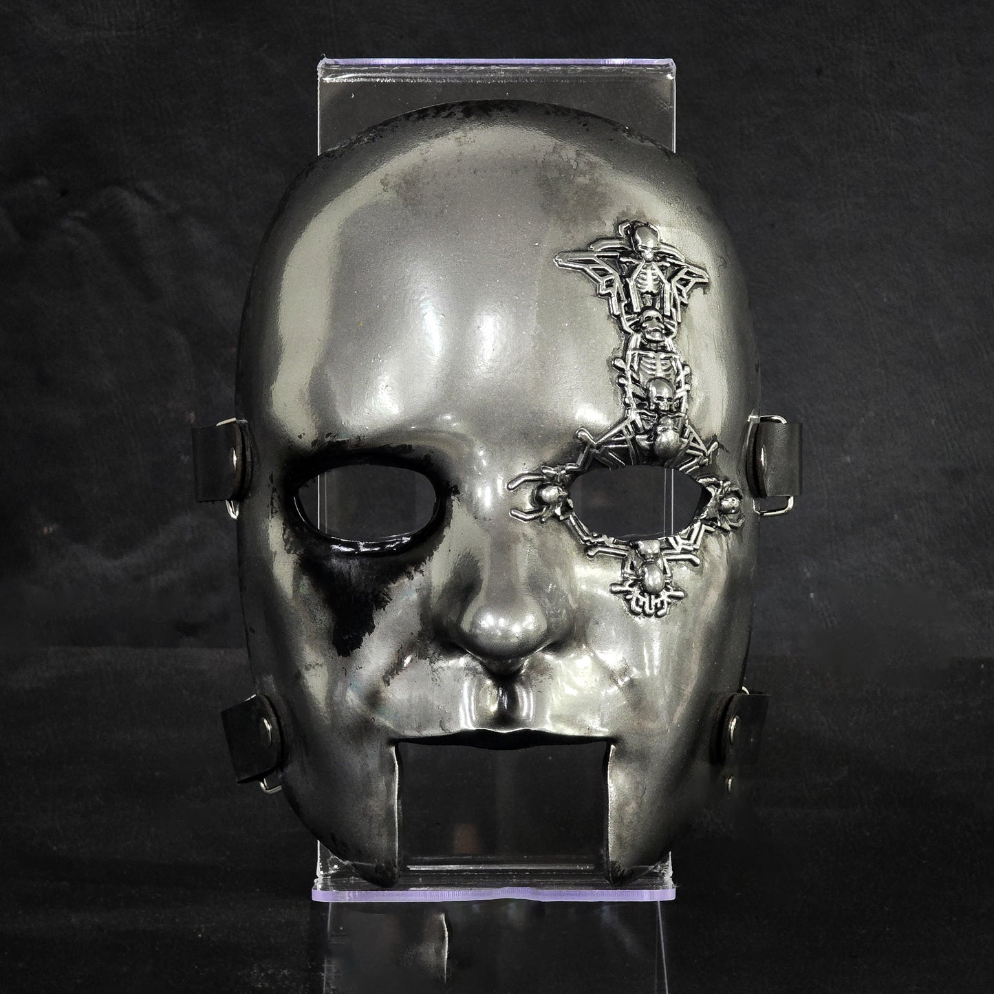 Nameless Ghoul Skeletá Mask