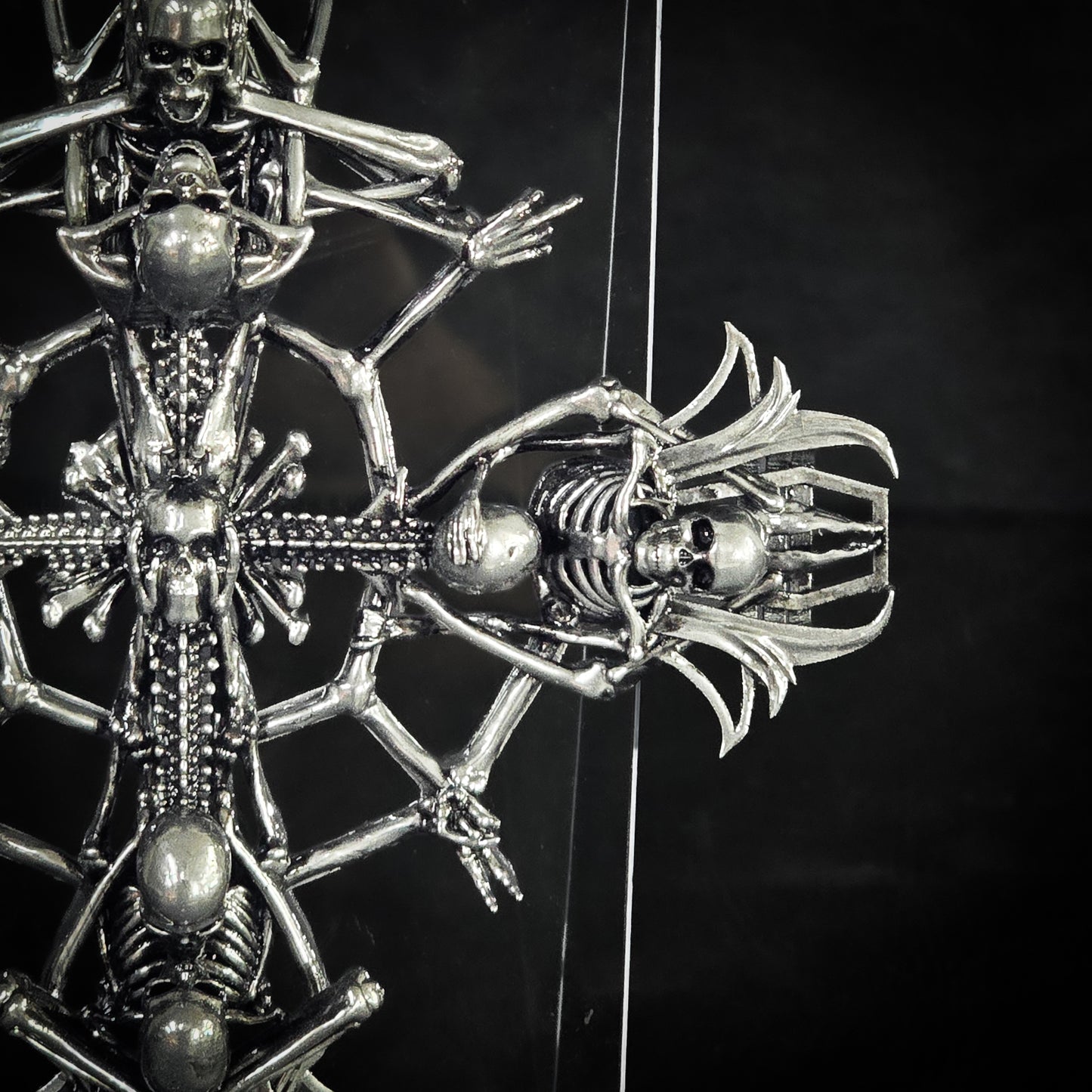 [INSPIRED] Skeletá 3D Grucifix
