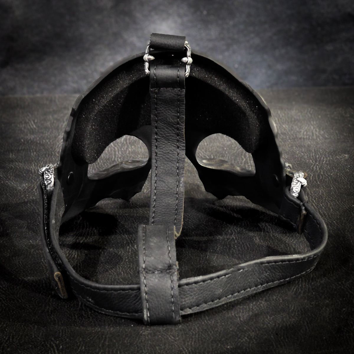 Papa V Perpetua Mask